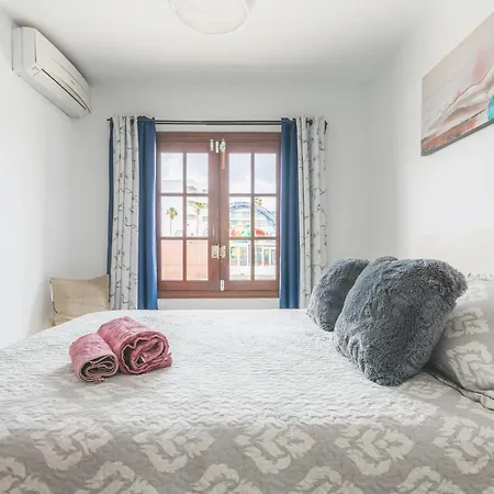 Serena Beach House *